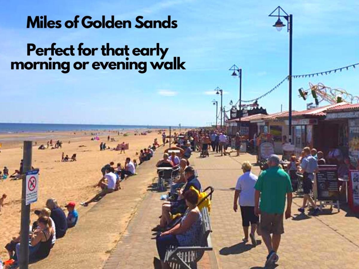 Romantic Lakeside Cottage By The Beach! With Super Cosy Log Burner! The Perfect Escape To Your Home From Home By The Sea! So Relaxing - You Won'T Want To Leave! Pet Friendly! Mablethorpe Exterior foto